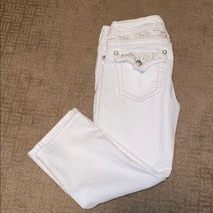 Miss me size 29 white capris